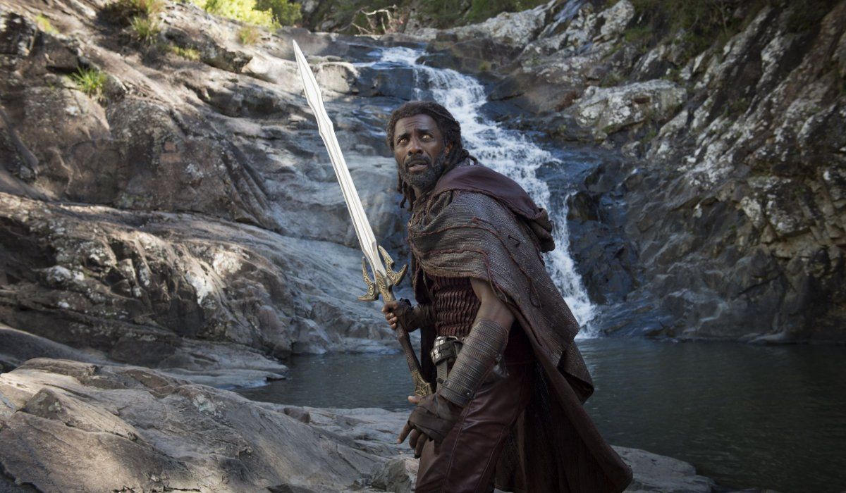 Idris Elba je zvažovaný do roly Jamesa Bonda (Foto: cinemablend.com)